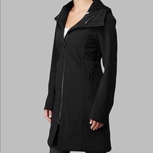 Lululemon Apres Yoga black rain coat jacket sz 8